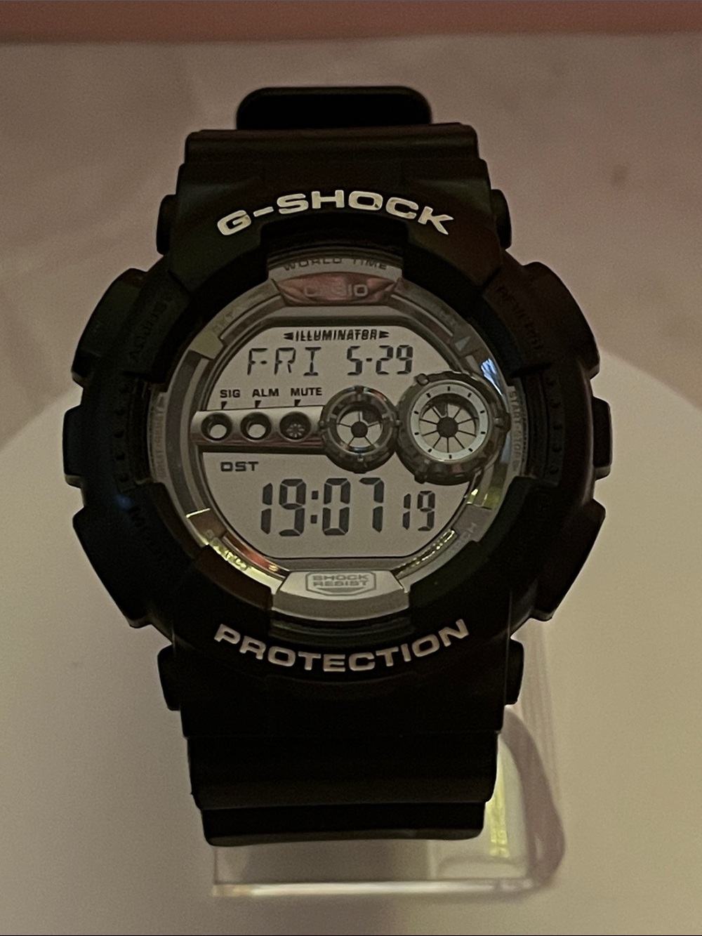 G-SHOCK GD-100BW Black Digital Watch 20ATM, Shock Resistant 50mm
